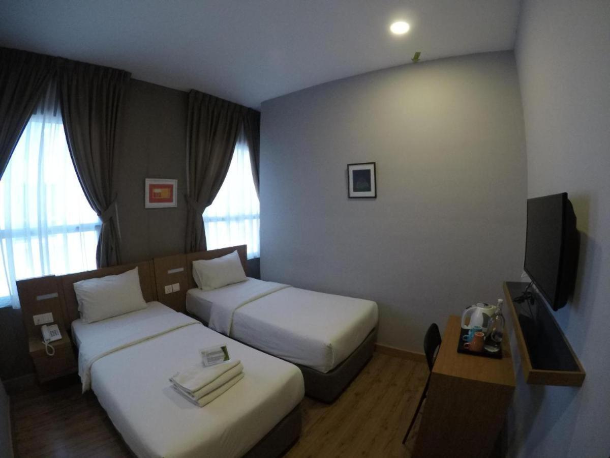 Golden Leaf Boutique Hotel Nusa Idaman Formerly Known As Ariana Hotel Johor Bahru Kültér fotó