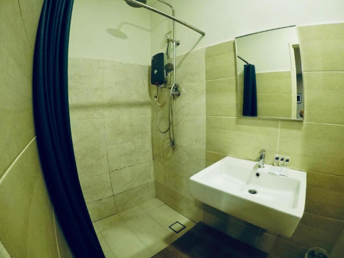 Golden Leaf Boutique Hotel Nusa Idaman Formerly Known As Ariana Hotel Johor Bahru Kültér fotó