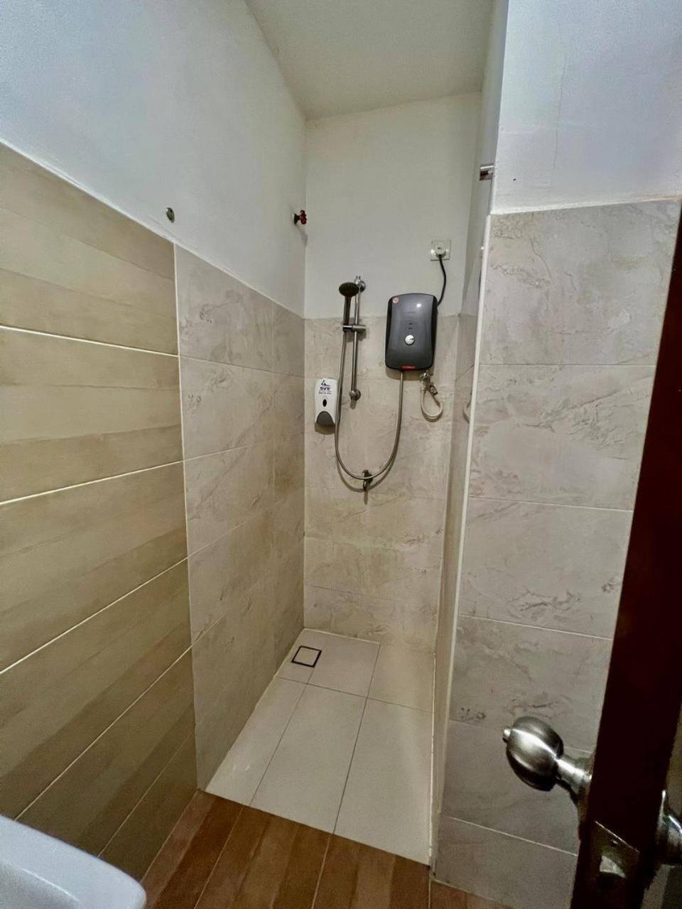 Golden Leaf Boutique Hotel Nusa Idaman Formerly Known As Ariana Hotel Johor Bahru Kültér fotó