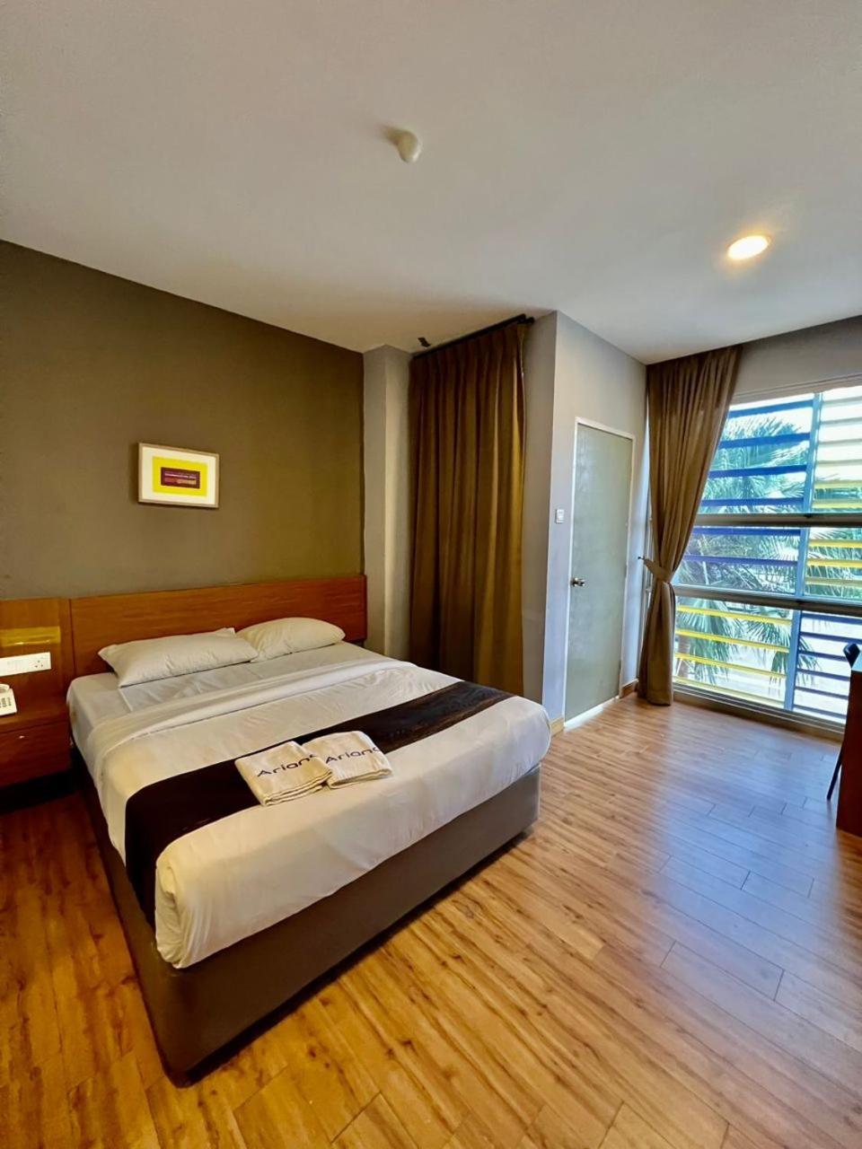 Golden Leaf Boutique Hotel Nusa Idaman Formerly Known As Ariana Hotel Johor Bahru Kültér fotó